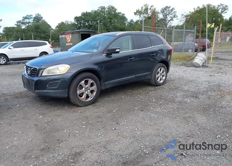 2013 Volvo Xc60 3.2 Premier из США, поврежденный, VIN YV4952DL2D2421122
